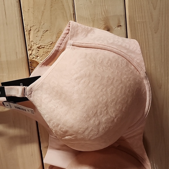 TORRID CURVE T Shirt Bra Lightly Lined Size 42C NWT pink - Picture 2 of 9